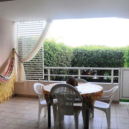 Du Cote De Sainte-Anne Apartment Екстериор снимка