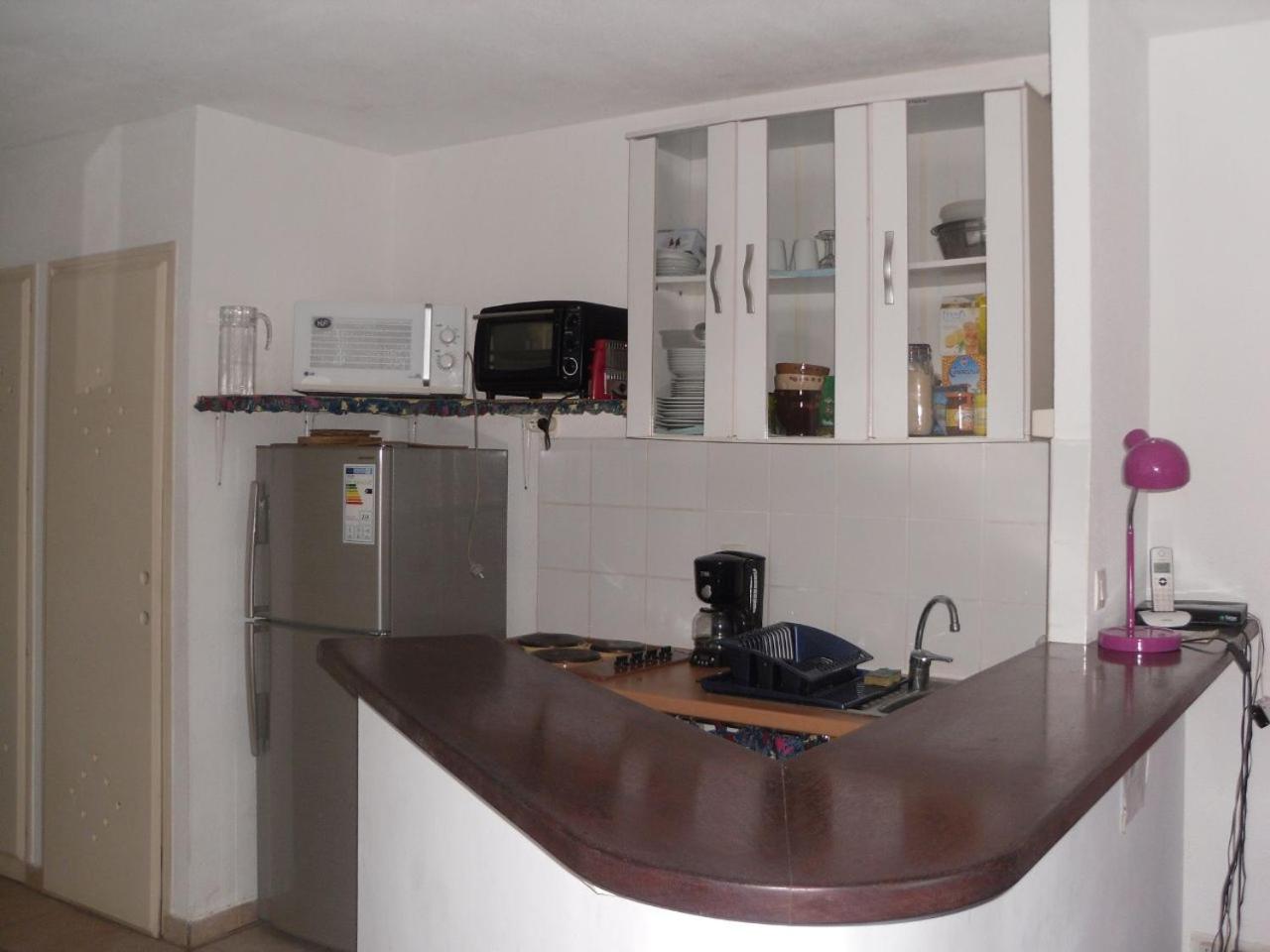 Du Cote De Sainte-Anne Apartment Екстериор снимка